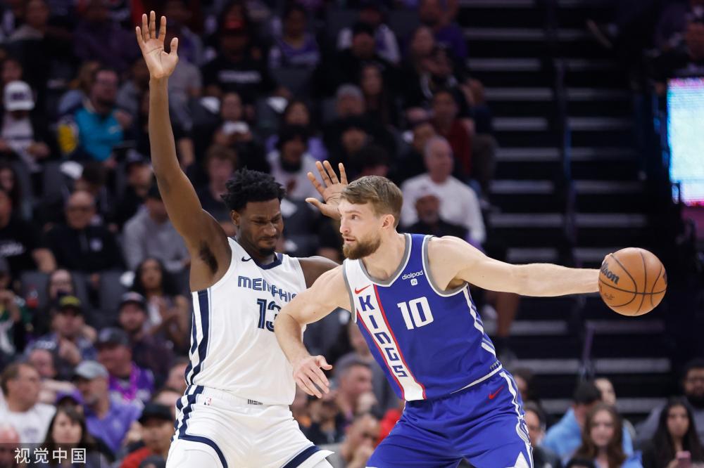 双方在前四 双方在前四